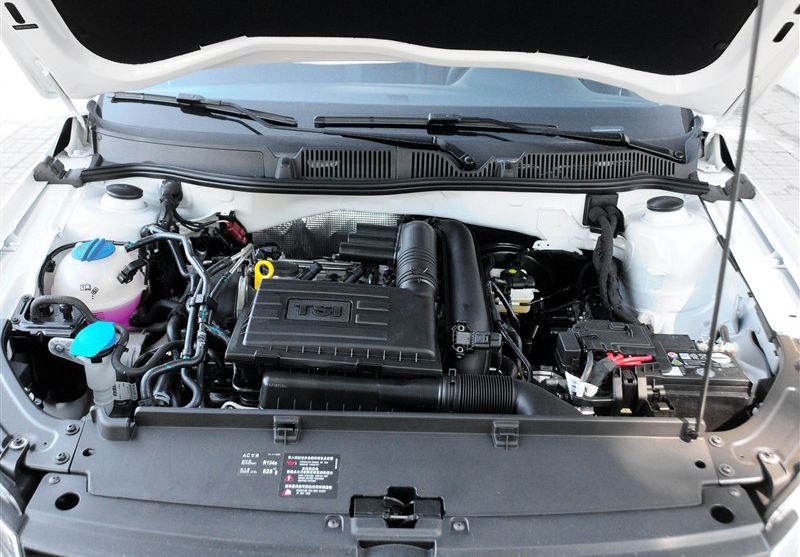 “十大外围足球平台app手机版”舞阳青年志愿者看望慰问马村绰陈小学孩子们(图2) 十大外围足球平台app手机版