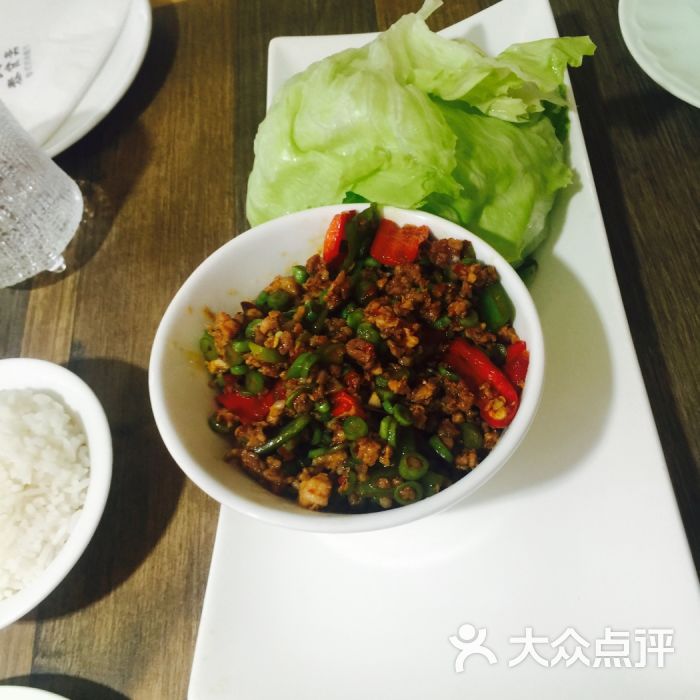 恭喜名流人和天地业主签约龙发装饰_十大外围足球平台app手机版(图2) 十大外围足球平台app