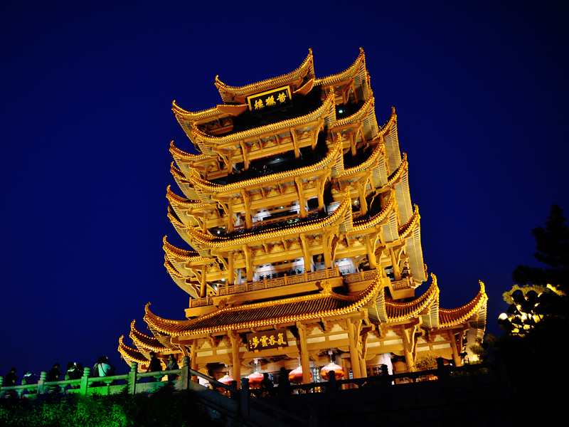 宝丰县南中辉:爱心助学众人赞【十大外围足球平台app手机版】(图2) 十大外围足球平台app