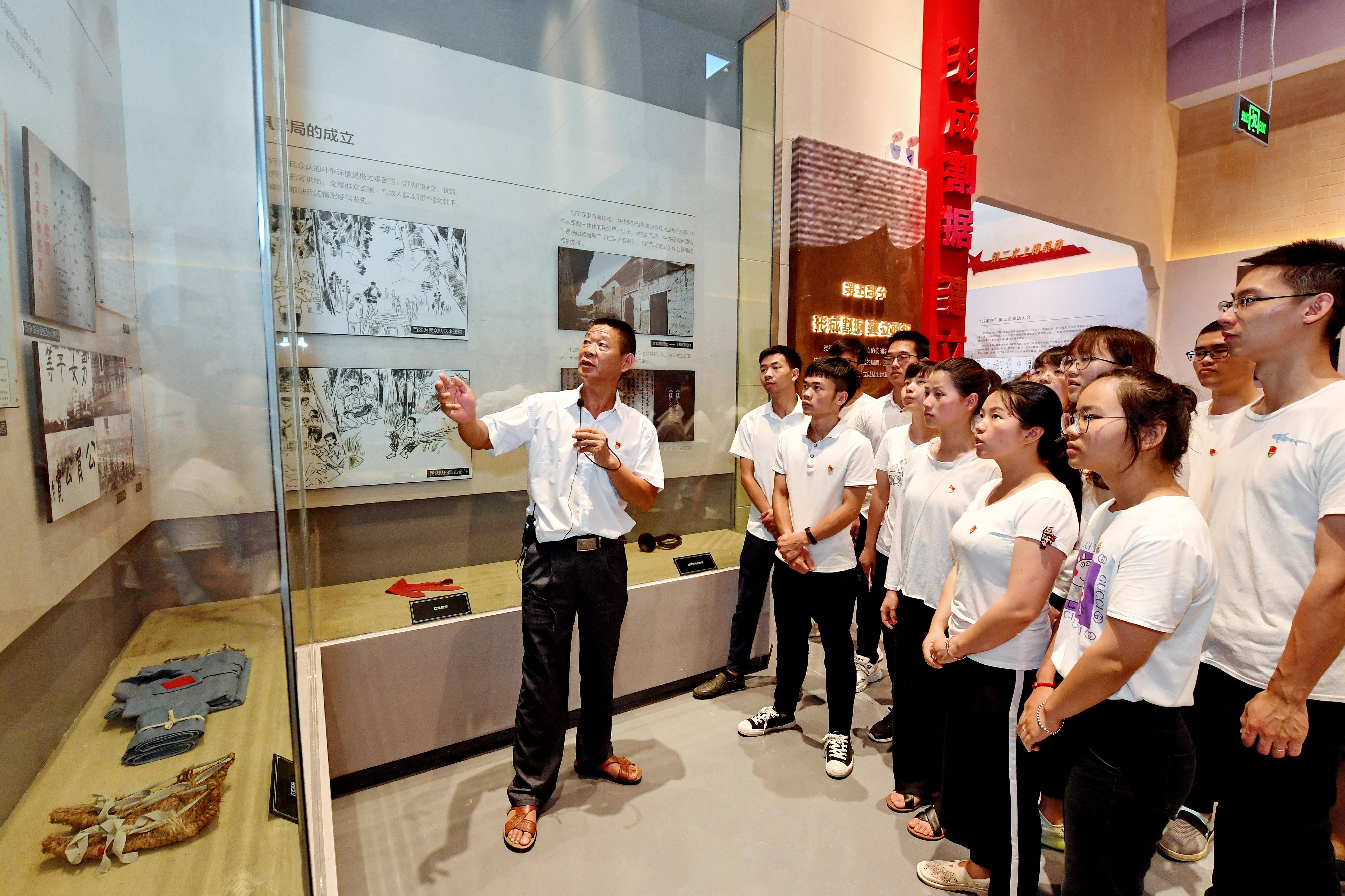 【十大外围足球平台app】
占据红色教育高地 结构中文域名有望实现跨越式生长应用(图3) 【十大外围足球平台app】
占据红色教育高地 结构中文域名有望实现跨越式生长应用(图3)