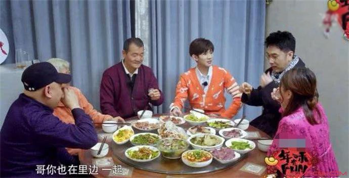 关爱家中老人 如何营造舒适沐浴环境|十大外围足球平台app(图3) 十大外围足球大平台